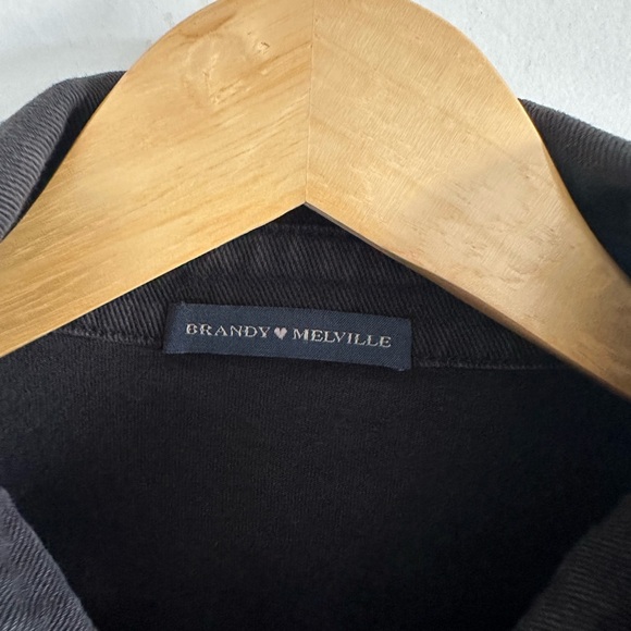 Brandy Melville Black Basics Neutral Cotton Cropped Polo Top size Small EUC - Picture 4 of 6